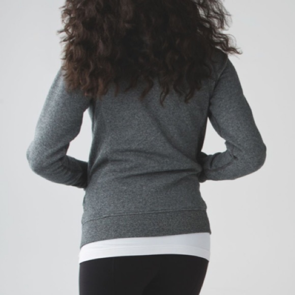 Lululemon Scuba Hoodie III - Picture 3 of 9